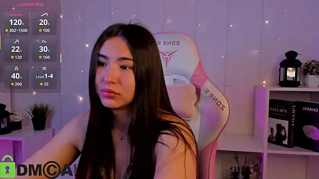 Megan Williamms online show from November 6, 1:55 am