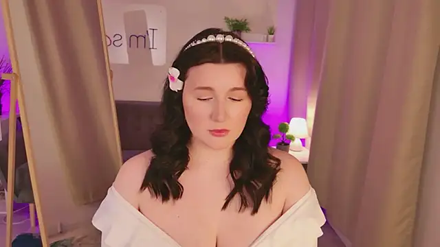 love me  tonight  online show from March 5, 10:27 pm