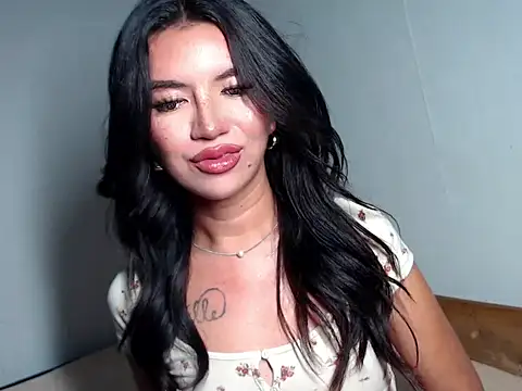 thinker belle online show from April 29, 6:13 pm