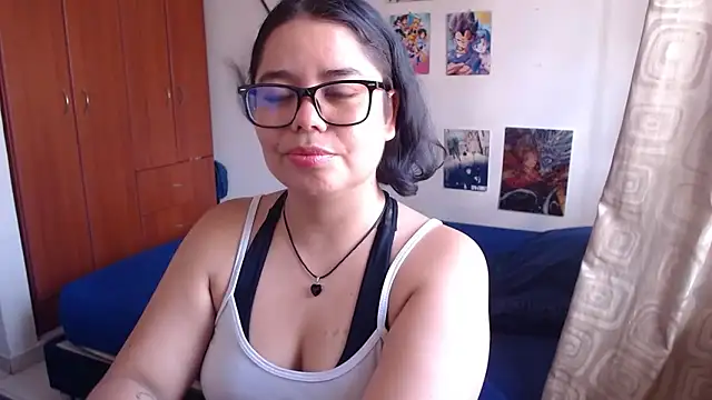 Snapshot of saenz_eymi chatting on September 21, 7:34 pm saenz eymi online show from September 21, 7:34 pm