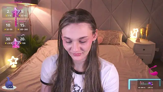 DiamondGoldie online show from November 18, 8:43 pm