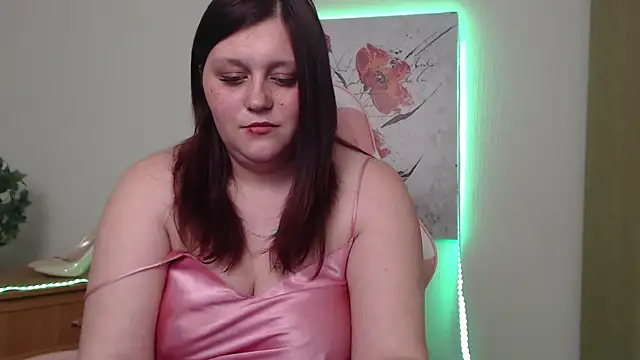 Alisawoods  online show from May 2, 1:03 pm