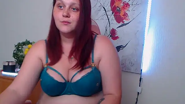 Alisawoods  online show from June 14, 12:27 pm