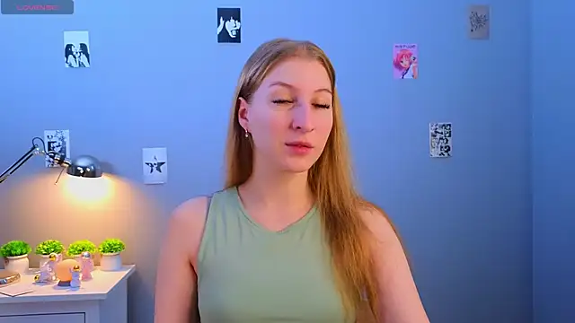 LorettaGladman online show from November 20, 4:13 am