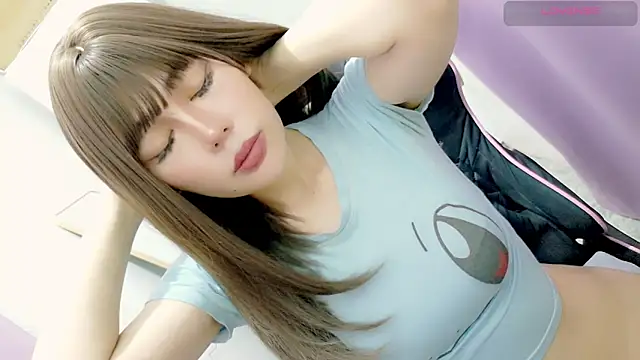 tgirljennie 69 online show from February 3, 4:32 am