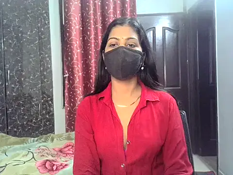 Meri Cutie Pie online show from December 3, 1:13 pm