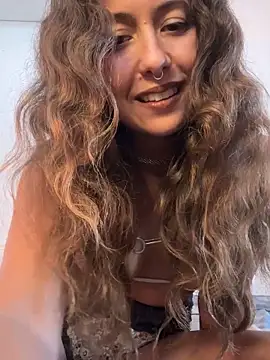 Griegadelfuego online show from November 22, 8:00 pm