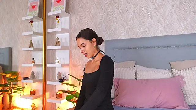 Sofy Bradd online show from July 23, 5:37 am