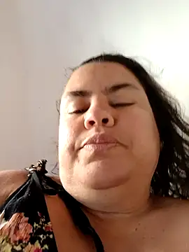 yaneth  online show from September 21, 7:23 pm