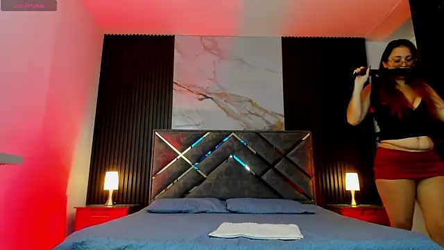 MissKathyfox online show from February 13, 8:10 pm