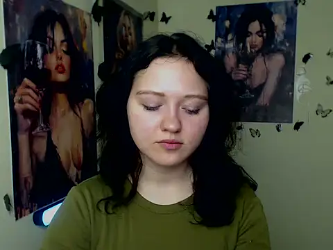 LadyAlice  online show from November 10, 7:03 am