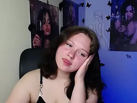 LadyAlice  online show from June 22, 5:48 am