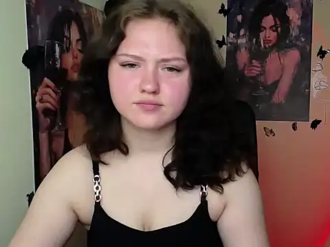 LadyAlice  online show from May 16, 6:49 am