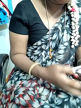 Snapshot of lolida69thamil chatting on October 9, 3:49 pm lolida69thamil online show from October 9, 3:49 pm