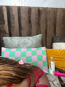 DarkBerryDiamond255 online show from June 29, 5:01 pm