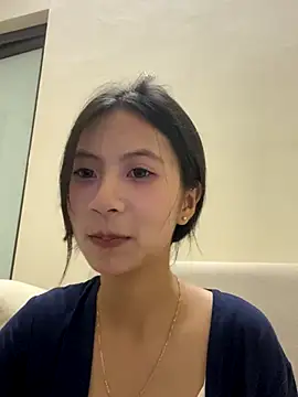 Snapshot of Lil-Gi chatting on September 16, 3:42 pm Lil-Gi online show from September 16, 3:42 pm