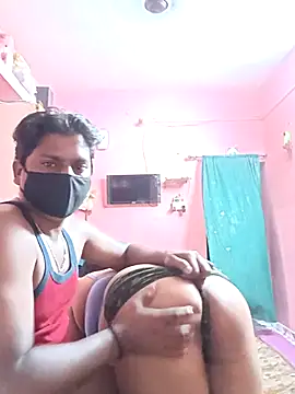 Snapshot of biggbobbsgirl chatting on September 24, 7:24 pm biggbobbsgirl online show from September 24, 7:24 pm