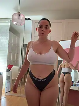 chloedlm5 online show from July 3, 9:04 am