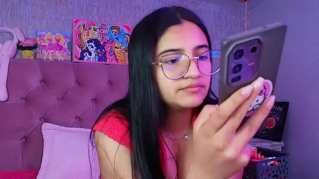 laurenelove online show from March 10, 4:16 am