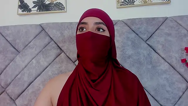 nayiraa  online show from March 14, 10:00 pm