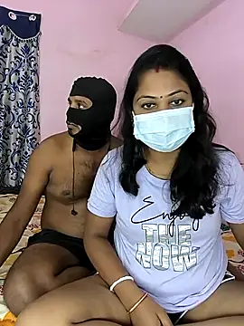 Lovlycouple1 online show from October 6, 6:02 pm