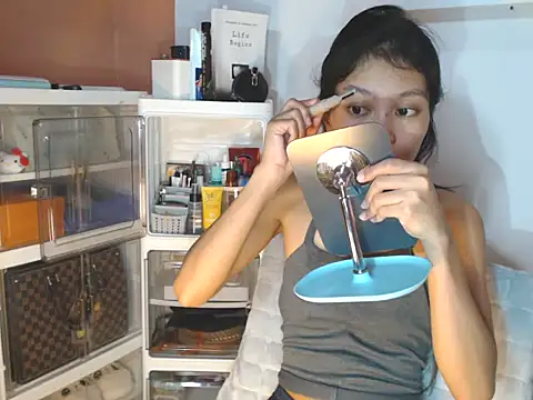 skinny gracie online show from July 8, 9:11 am