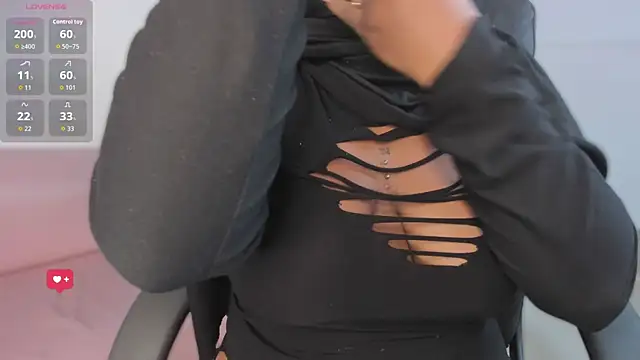 yasmin elite online show from October 27, 10:33 am