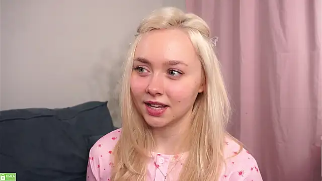 AccaCroyle online show from November 17, 9:26 pm