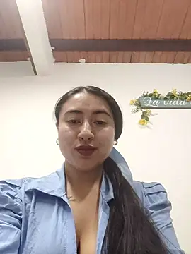 Snapshot of AMATISTA__16 chatting on September 30, 12:33 pm AMATISTA 16 online show from September 30, 12:33 pm