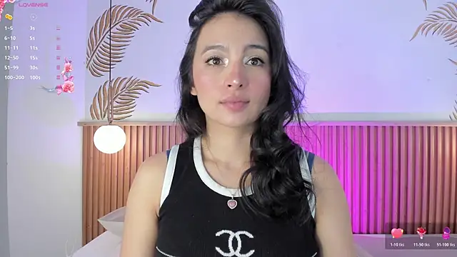 Valleriie  online show from July 7, 4:21 pm