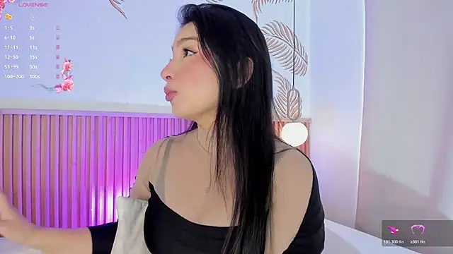 Valleriie  online show from August 2, 3:37 pm