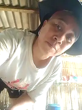 Mamapm20 online show from October 5, 5:45 am