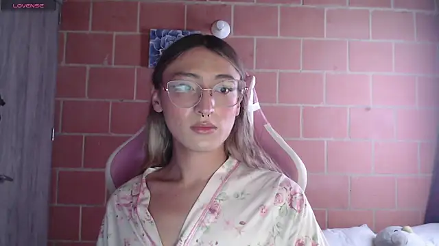 Andrea camilaaa online show from October 10, 3:28 pm