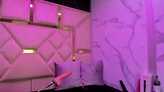 Allisonts69 online show from March 16, 2:25 am