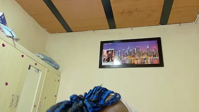 AlexandraCambell online show from June 26, 9:21 am