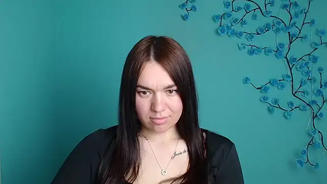 Lola Saymyname online show from May 10, 12:40 pm