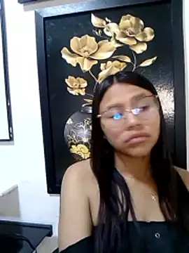 SofieLove 01 online show from December 22, 9:45 am