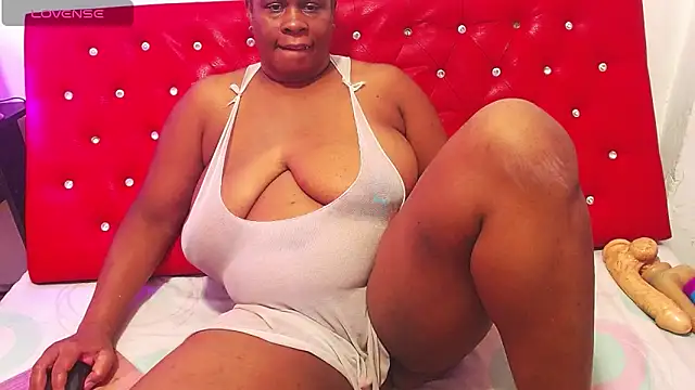 wonderfuldiana online show from December 15, 10:48 pm