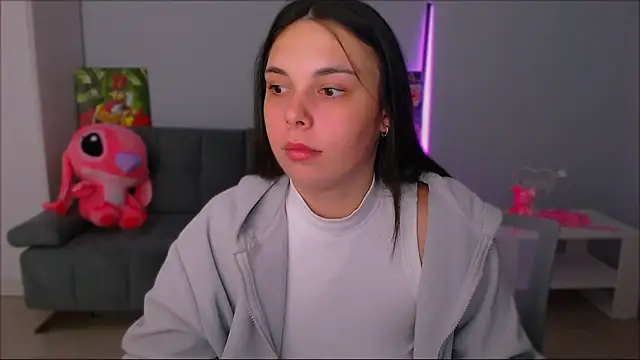 queenofthesense  online show from October 7, 4:44 pm