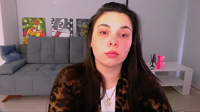 queenofthesense  online show from March 4, 8:21 am