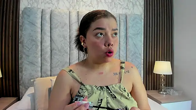 leilapons online show from October 14, 5:15 pm