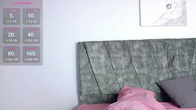 ValeriGallardo17 online show from October 11, 9:17 pm