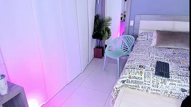 Alaiaguerra online show from October 8, 8:02 pm