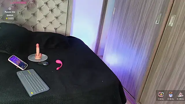 dreamsussi online show from February 10, 8:34 pm