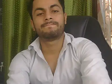 ursdreamperson online show from July 10, 8:15 am