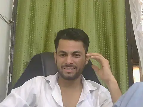 ursdreamperson online show from July 27, 2:19 am