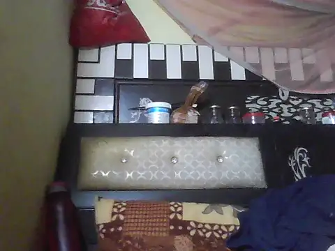 ursdreamperson online show from January 15, 3:29 pm