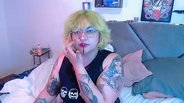 XxGreenGoodxX online show from February 2, 6:51 pm