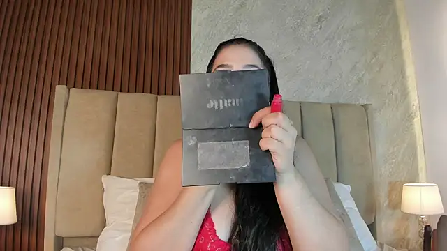  Cris Spicy  online show from July 19, 7:49 pm