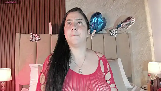  Cris Spicy  online show from July 5, 6:57 pm